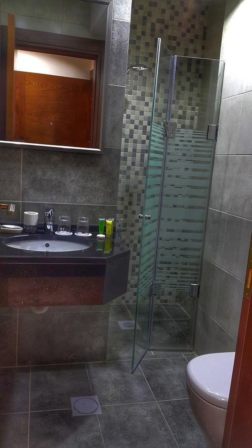 Hotel Rayshan Amman Bagian luar foto